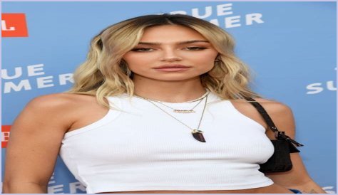 Delilah Belle Hamlin