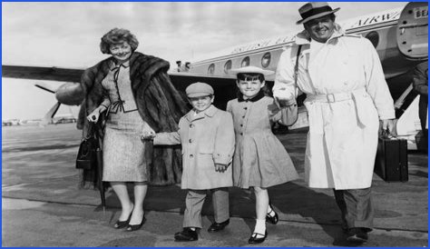 Did Desi Arnaz Jr have a child at 15?